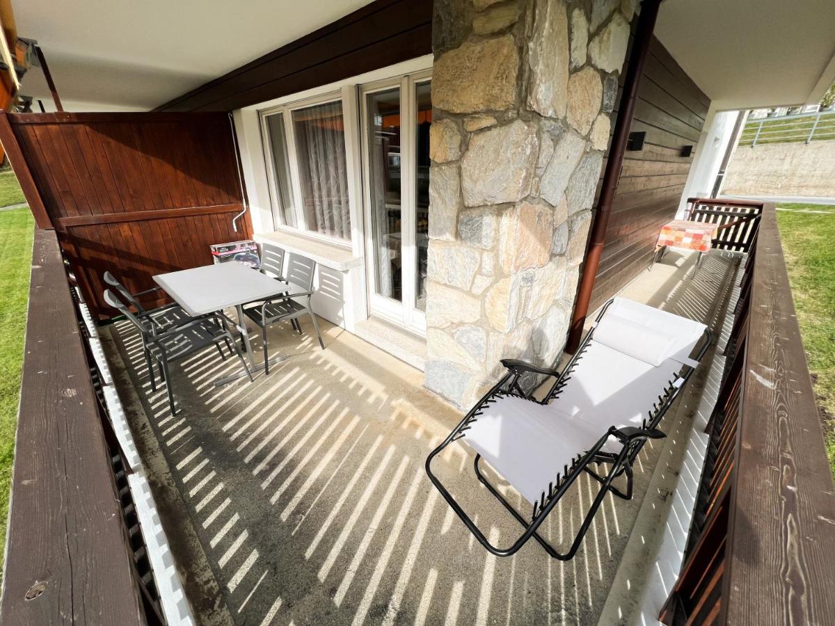 Bel Appartement 3 Pieces Au Pied Des Pistes De Ski Кранс Монтана Екстериор снимка