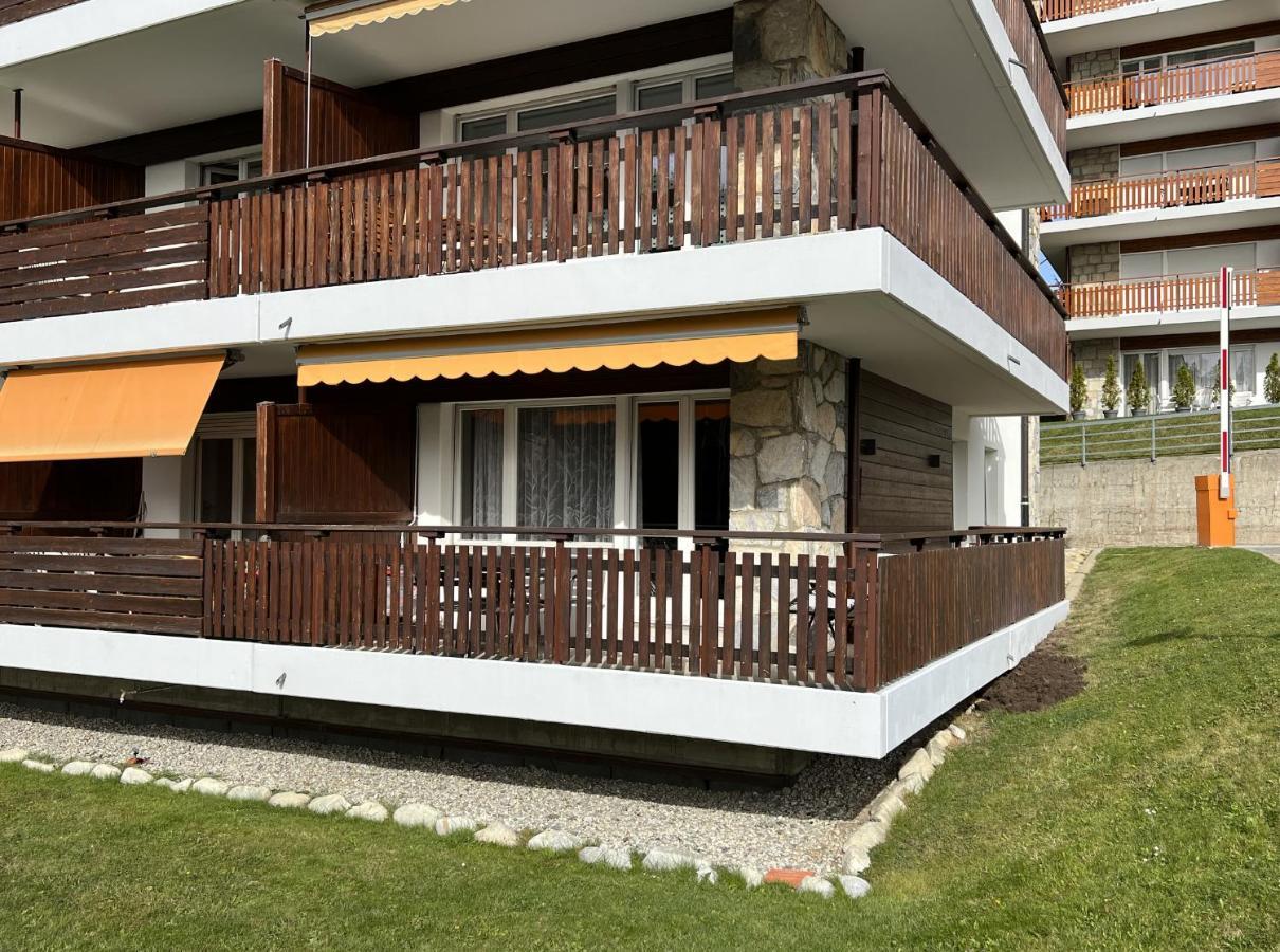 Bel Appartement 3 Pieces Au Pied Des Pistes De Ski Кранс Монтана Екстериор снимка